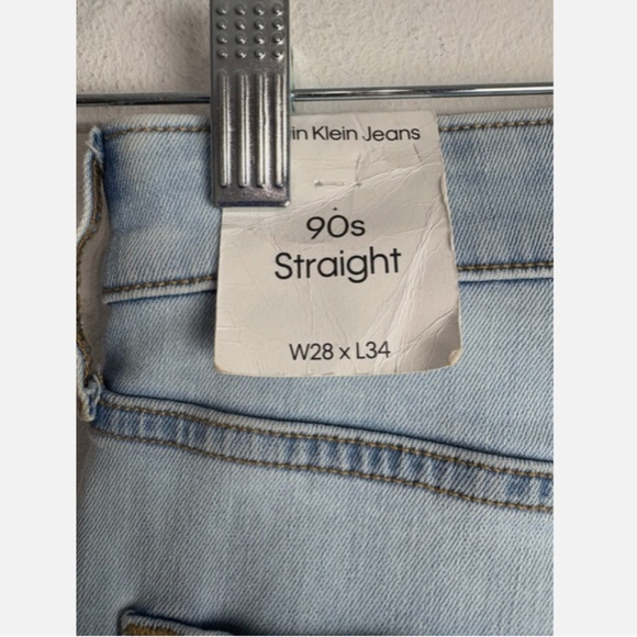NWT Calvin Klein Jeans Womens 90s Straight Leg Blue Light Wash Denim Size 28 - Picture 6 of 6